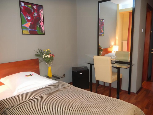 Tania-Frankfurt Hotel image 18